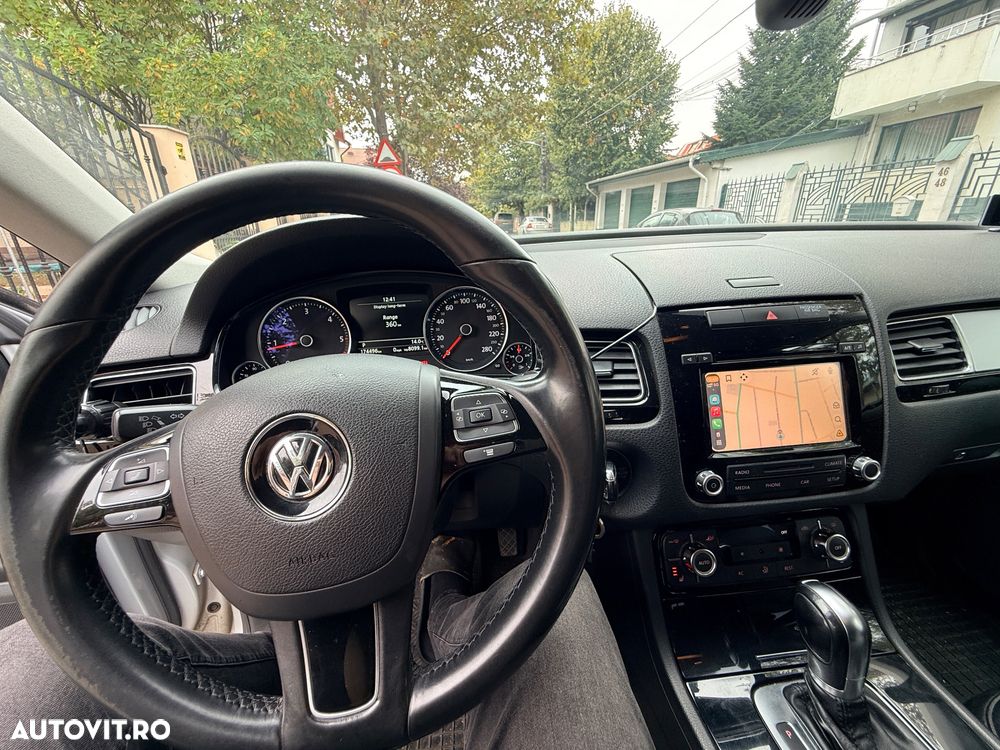 VOLKSWAGEN Touareg 2011 — imagine 10