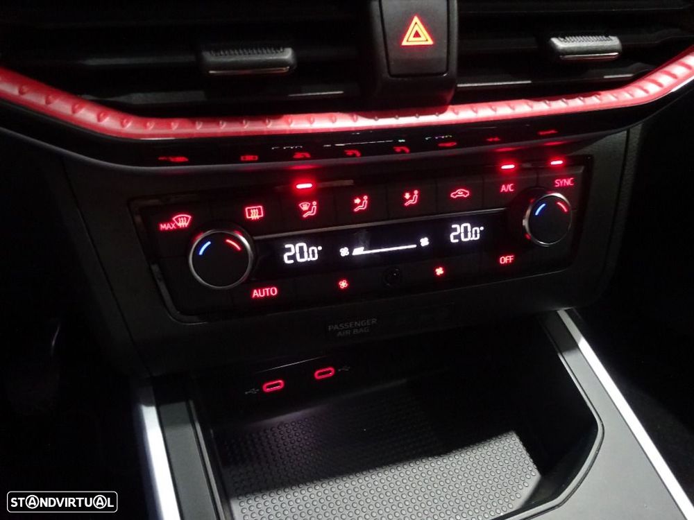 SEAT Arona 1.0 TSI FR - 28