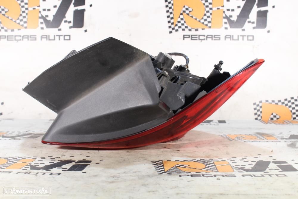 Farolim Direito Bmw 1 (F20)  Farolim Direito / Passageiro Bmw Serie 1 - 5