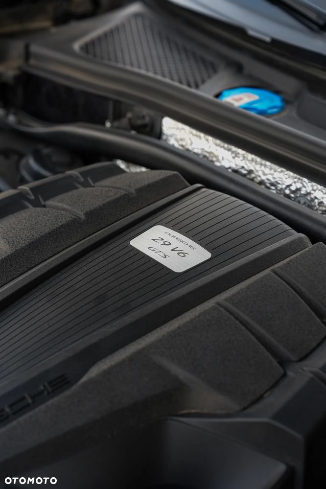 Porsche Macan GTS PDK - 17