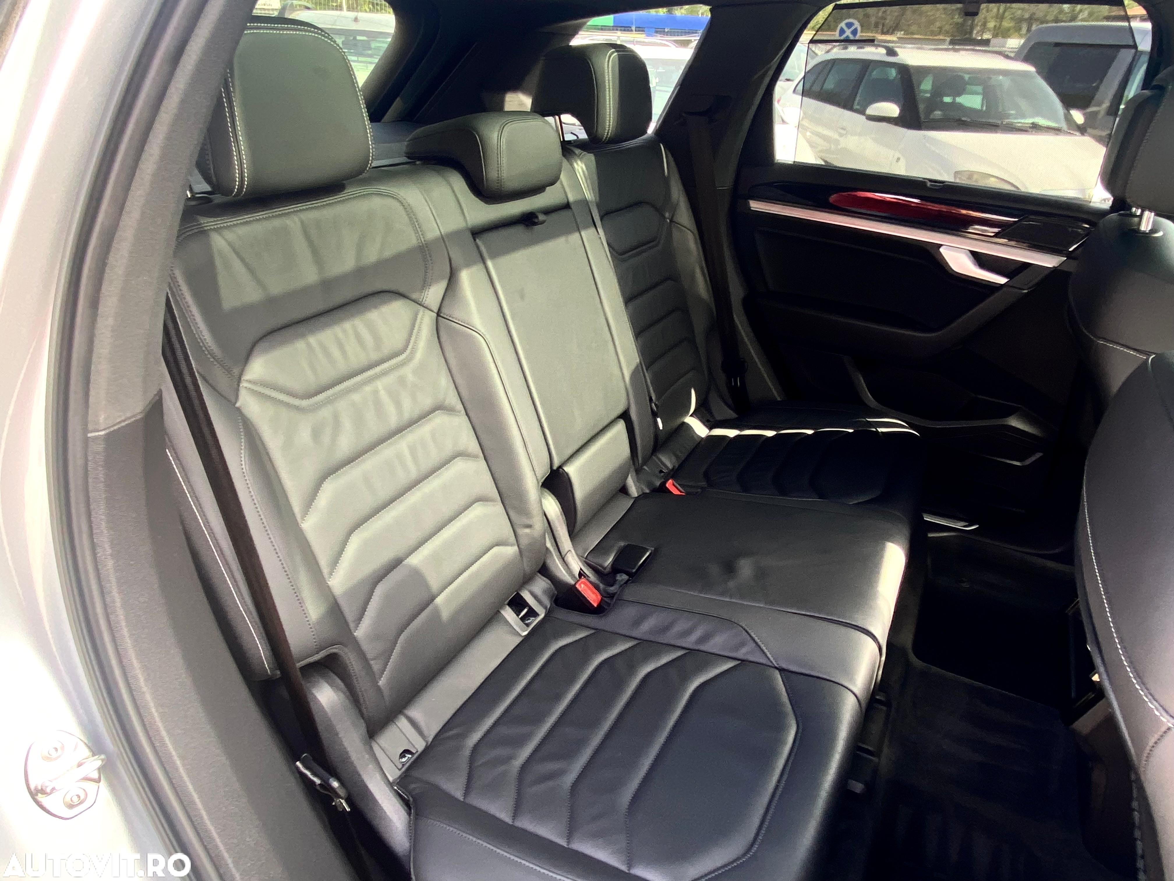 Volkswagen Touareg 3.0 V6 TDI 4Motion DPF Automatik R-Line - 8