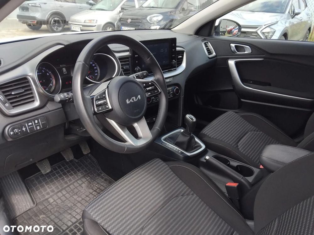 Kia XCeed 1.5 T-GDI M - 9