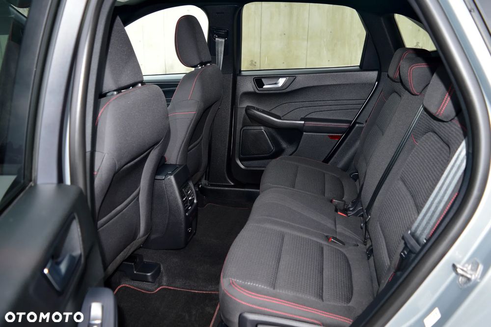 Ford Kuga 2.0 EcoBlue 4x4 ST-LINE - 11
