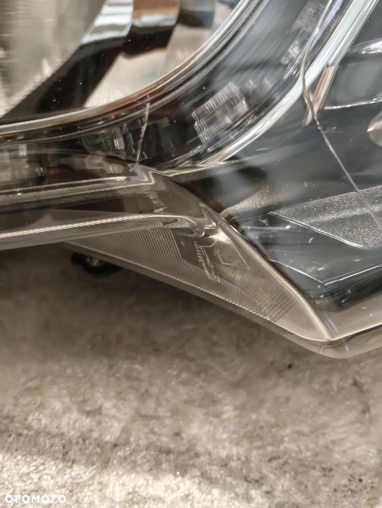 Fiat Ducato LAMPA ZW Z LED CIEMNA PRZÓD STRONA LEWA 1394433080 - 2