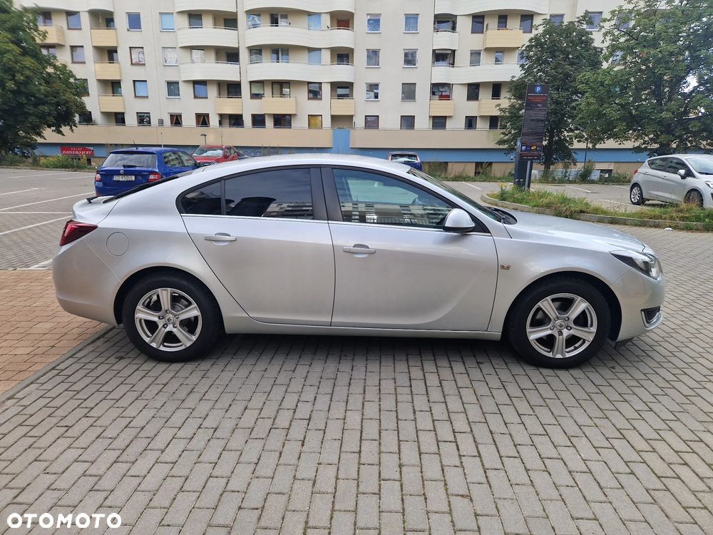 Opel Insignia 2.0 CDTI Edition - 10