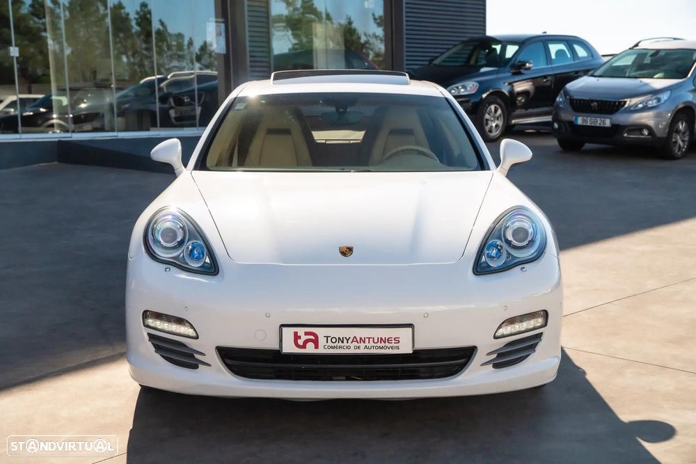 Porsche Panamera 4S PDK - 9