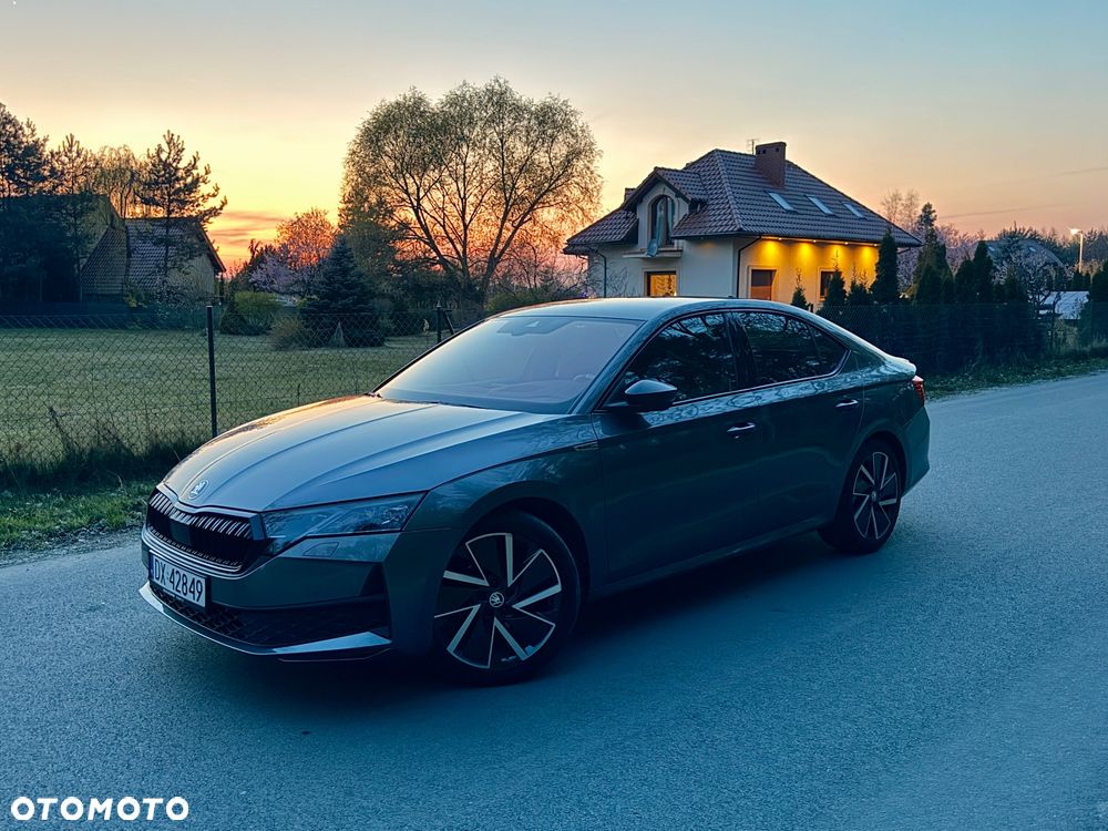 Skoda Octavia 1.5 TSI mHEV Sportline DSG - 1