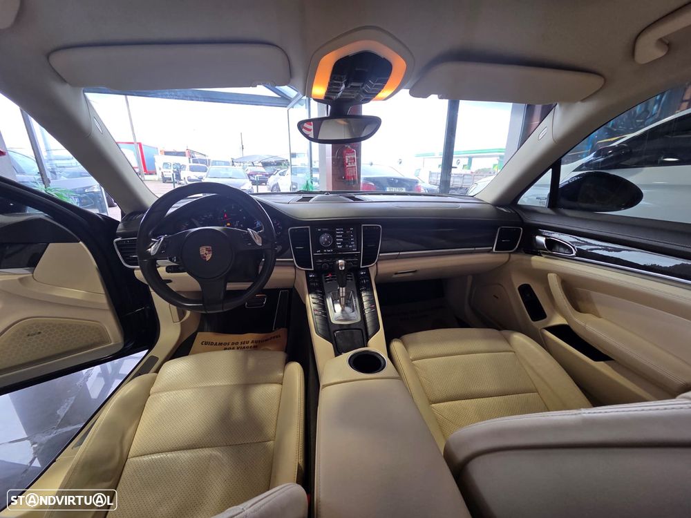 Porsche Panamera Platinum Edition - 8