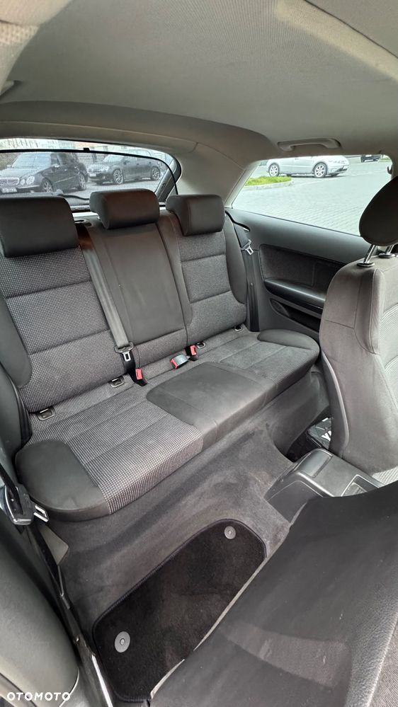 Audi A3 3-drzwiowe 2.0 TDI Ambiente - 4