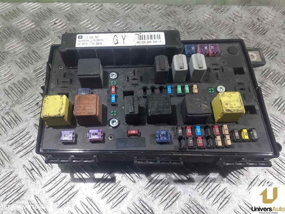 CAIXA RELÉS / FUSÍVEIS OPEL ASTRA H 2006 -5DK00866814 - 4