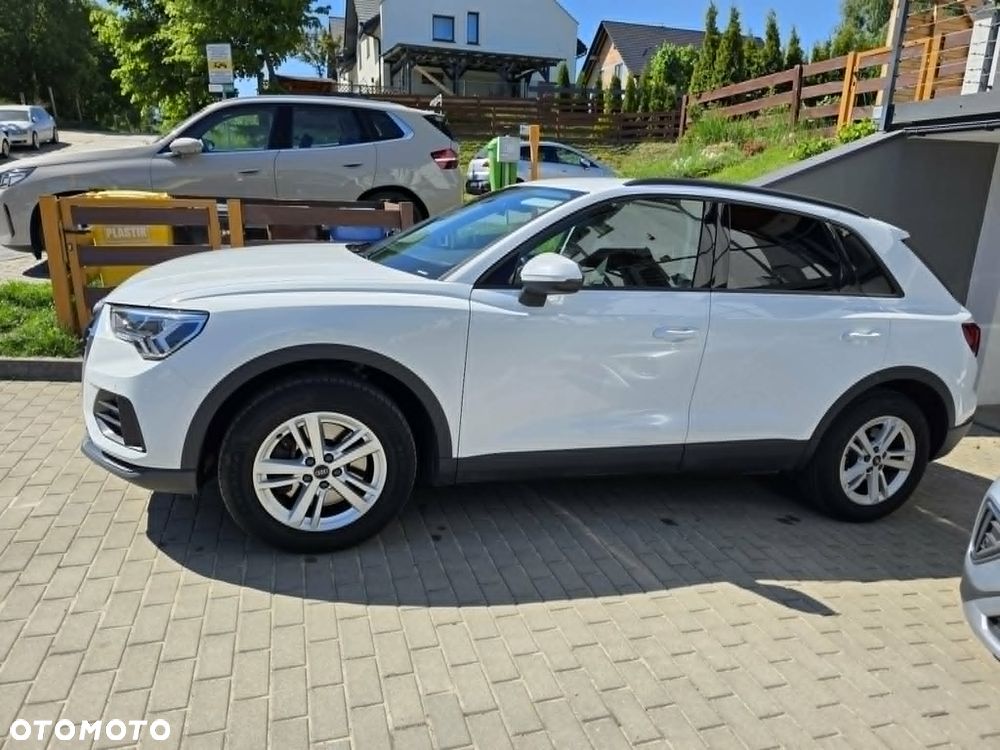 Audi Q3 40 TFSI Quattro S tronic - 3