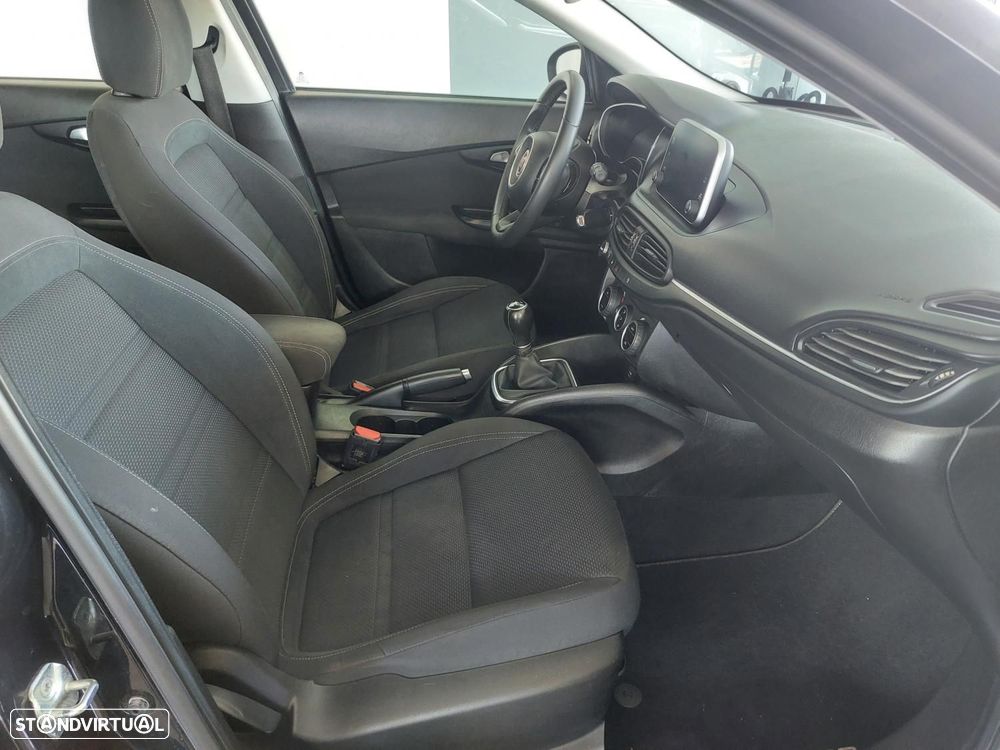 Fiat Tipo 1.3 M-Jet Lounge - 40
