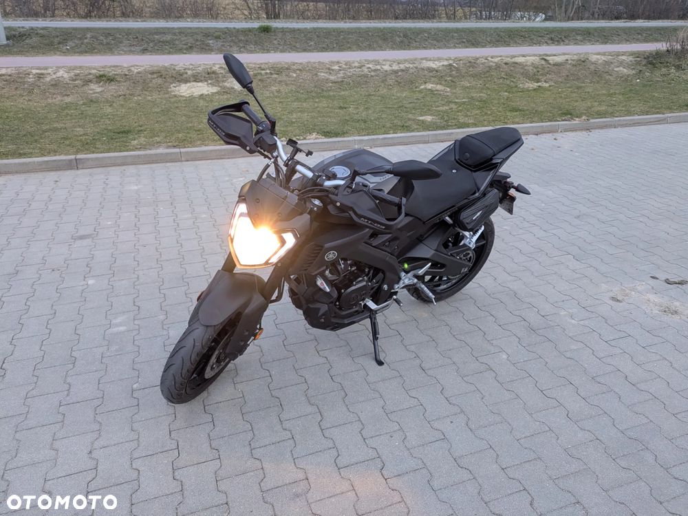 Yamaha MT - 1