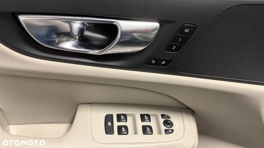 Volvo S60 B4 B Inscription - 25