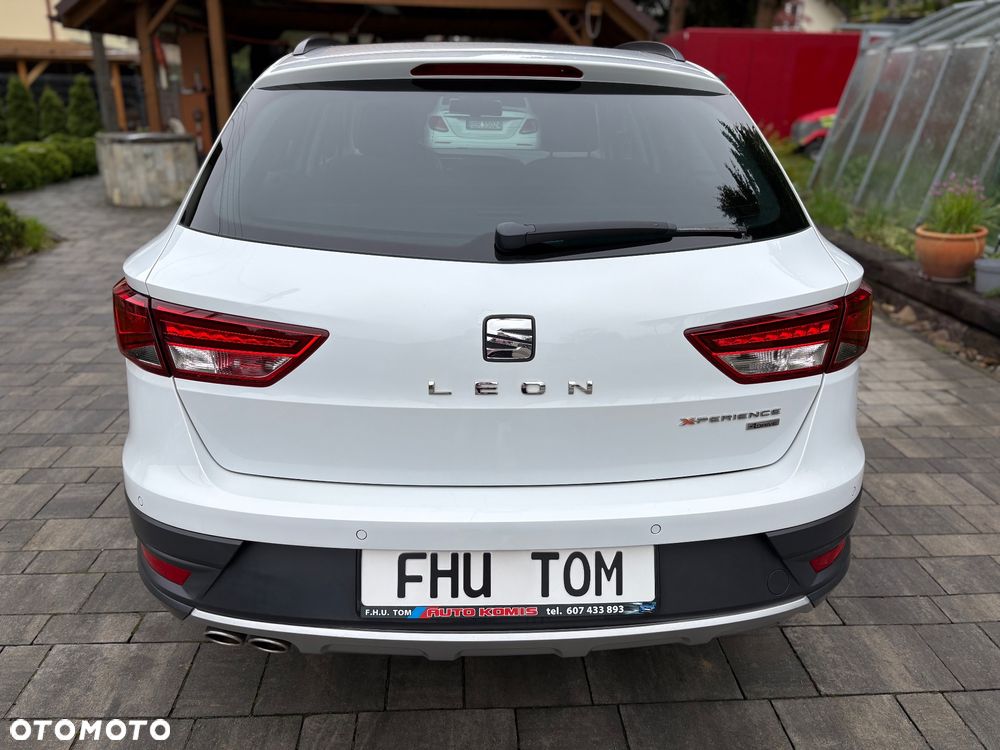 Seat Leon 2.0 TDI DPF Start&Stop DSG XCELLENCE - 17