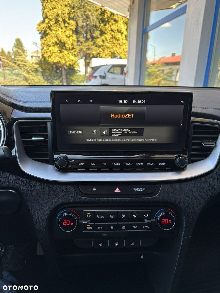Kia XCeed 1.5 T-GDI L Business Line - 26