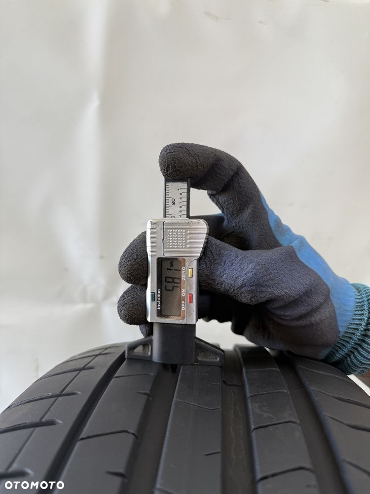 225/40/19 Pirelli P ZERO Run-Flat RSC 93Y - 4