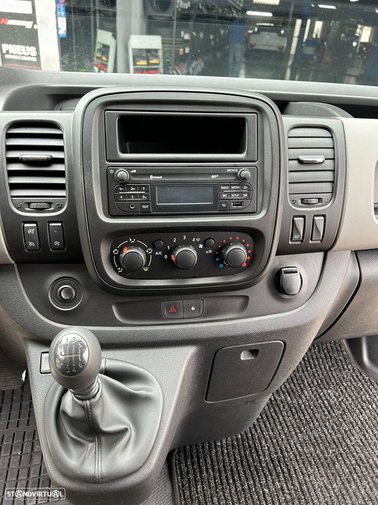 Renault Trafic - 24