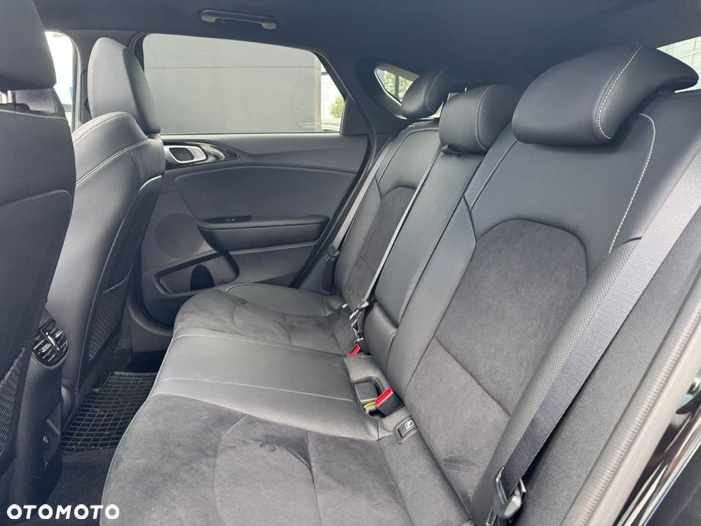 Kia ProCeed 1.5 T-GDI GT Line DCT - 23