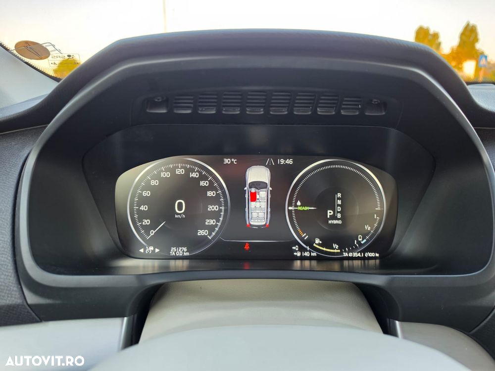 Volvo XC 90 T8 AWD Twin Engine Geartronic Momentum - 15