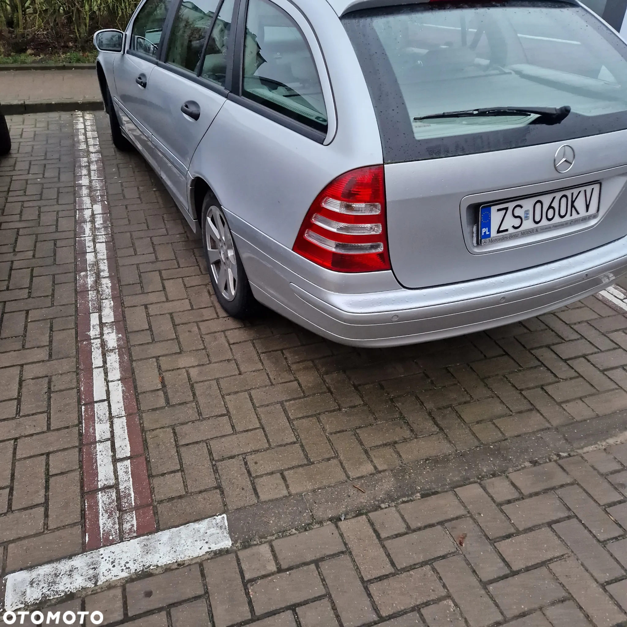 Mercedes-Benz Klasa C 180 T Kompressor Automatik - 2