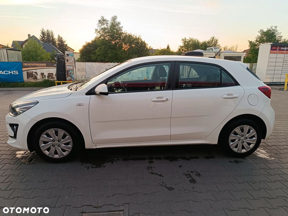 Kia Rio 1.2 M - 22