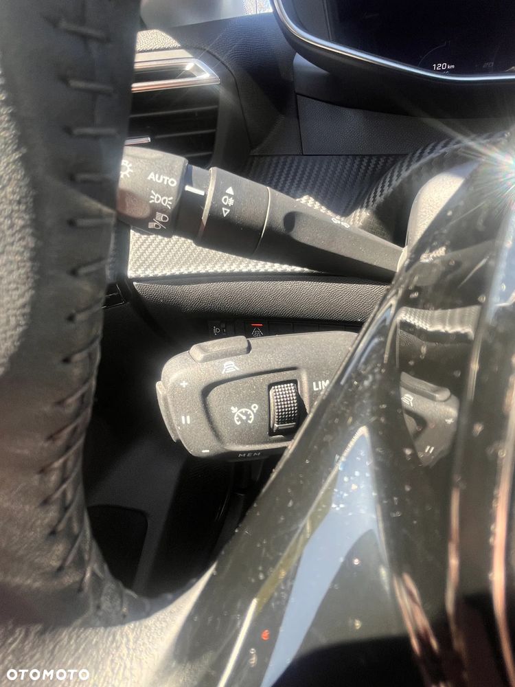 Peugeot 208 1.2 PureTech Allure S&S - 16