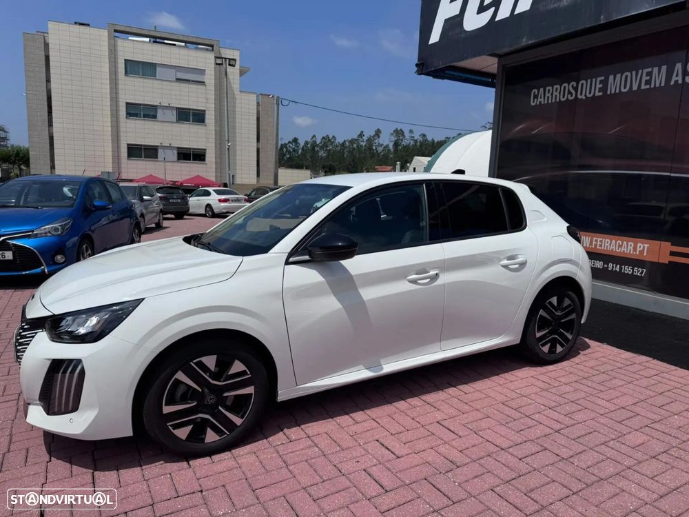 Peugeot 208 - 5