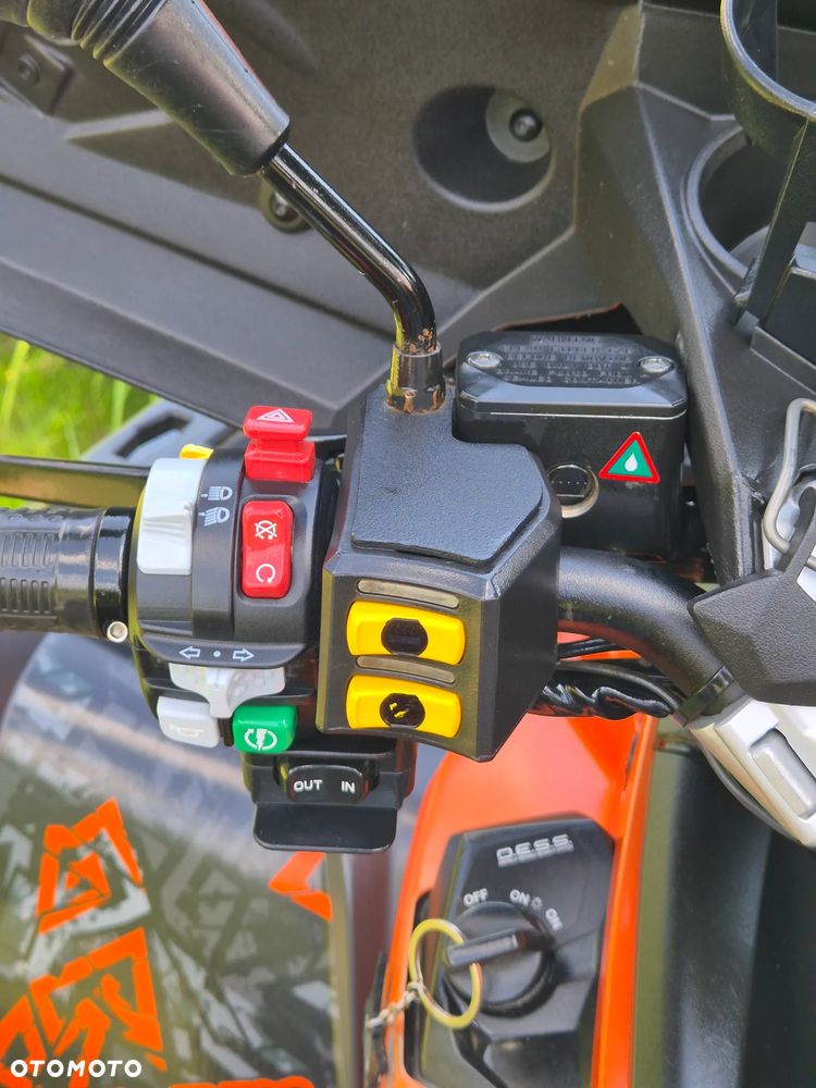 Can-Am Outlander Max - 20