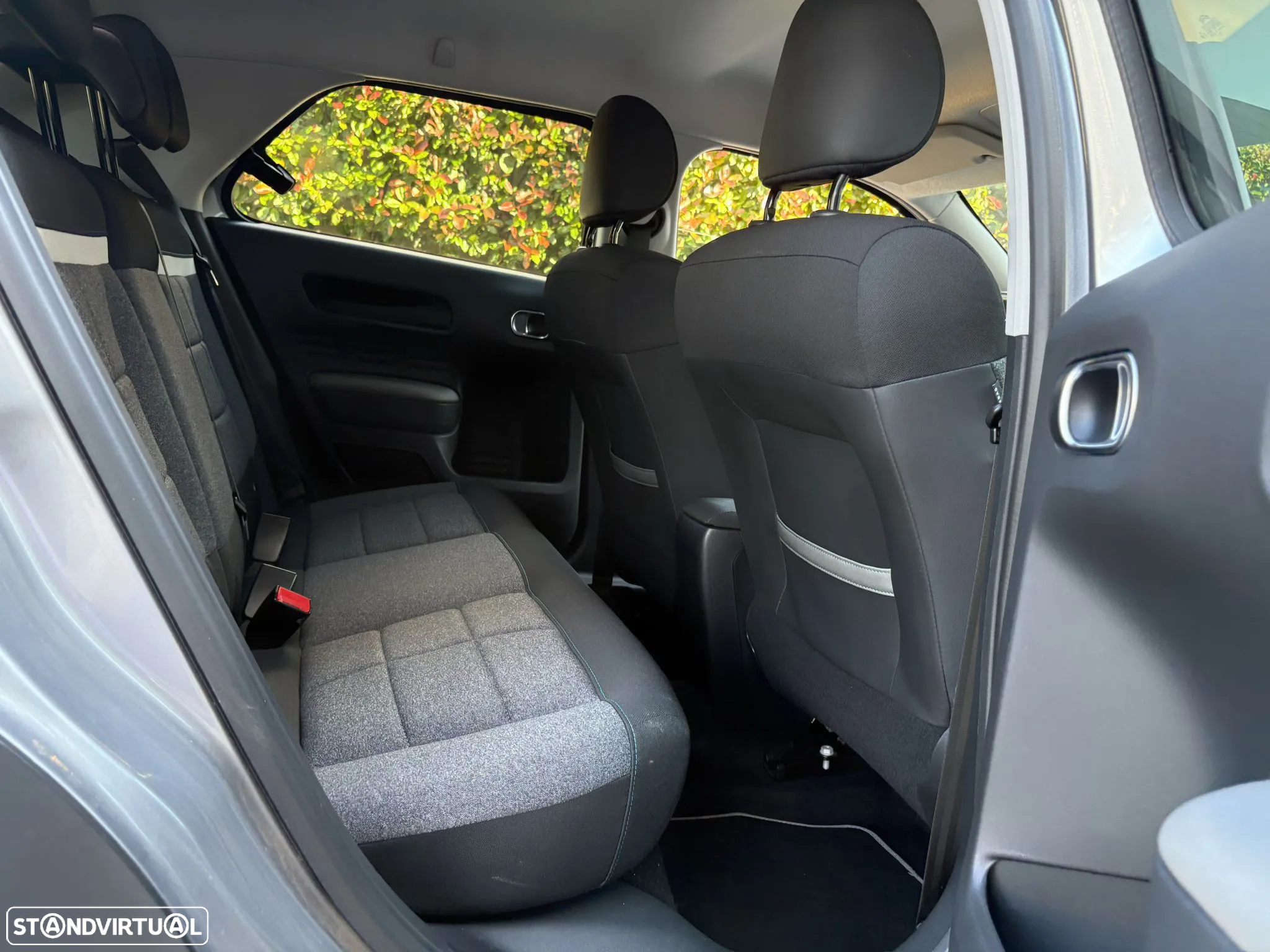 Citroën C4 Cactus 1.5 BlueHDi Shine Pack - 26