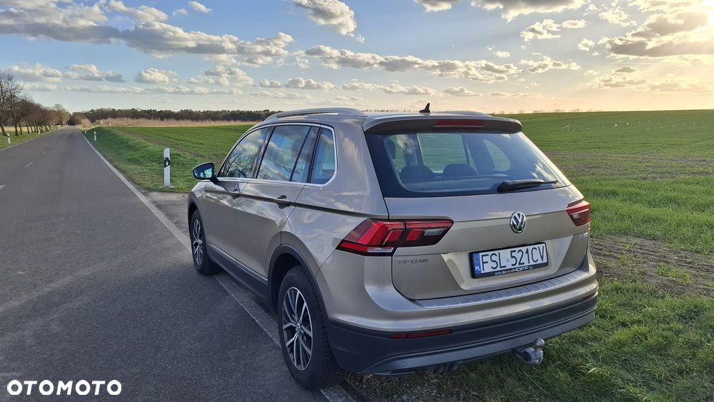 Volkswagen Tiguan 2.0 TDI SCR (BlueMotion Technology) Comfortline - 10