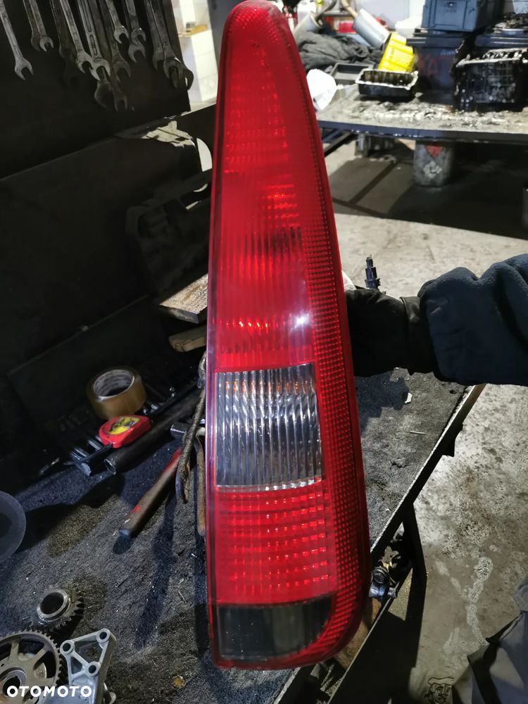 Lampy przód/L, P tył P Ford Fusion - 3