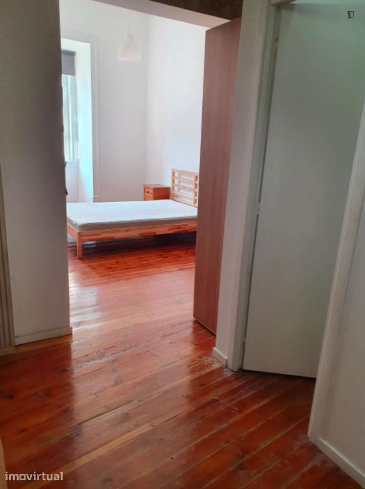 Quarto - localizado em Alcântara Lisbon - Grande imagem: 4/20
