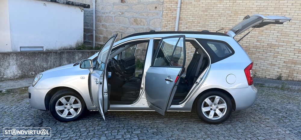 Kia Carens 2.0 CRDi EX - 25