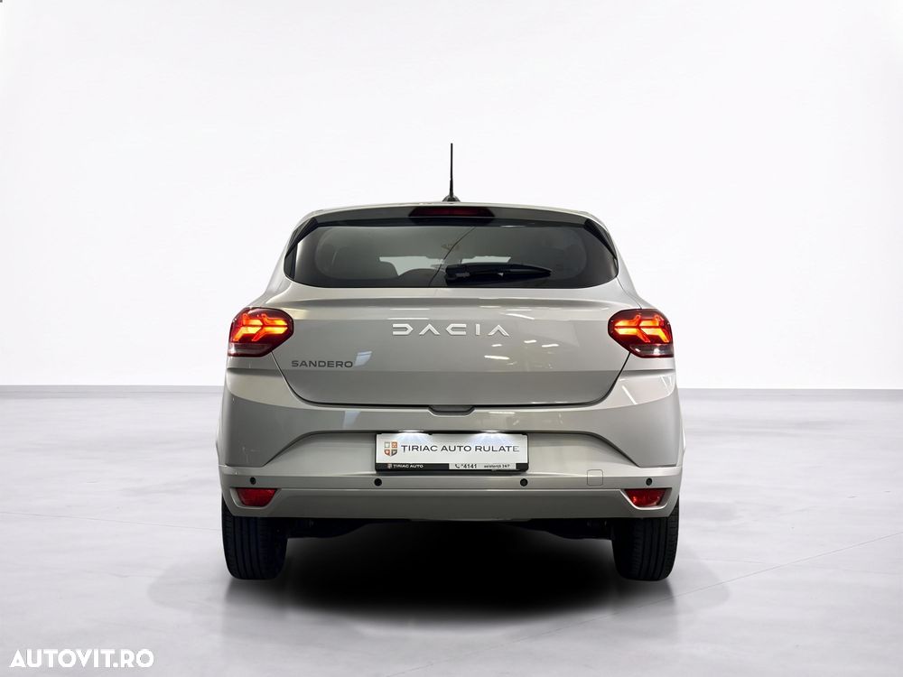 Dacia Sandero - 5
