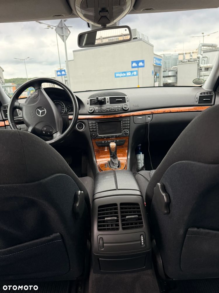 Mercedes-Benz Klasa E 320 Elegance - 9