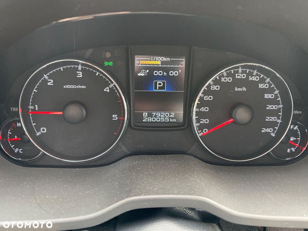 Subaru Legacy - 12