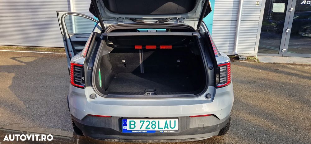 Volvo EX30 Single Motor Extended Range Plus - 6