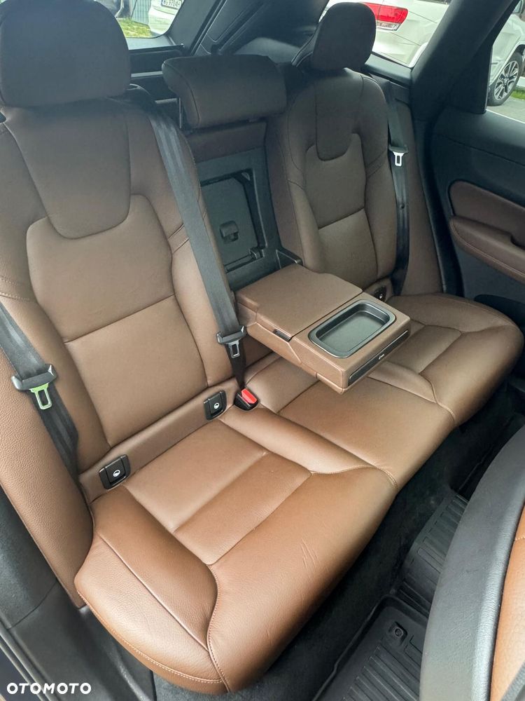 Volvo XC 60 T5 Momentum Pro - 19