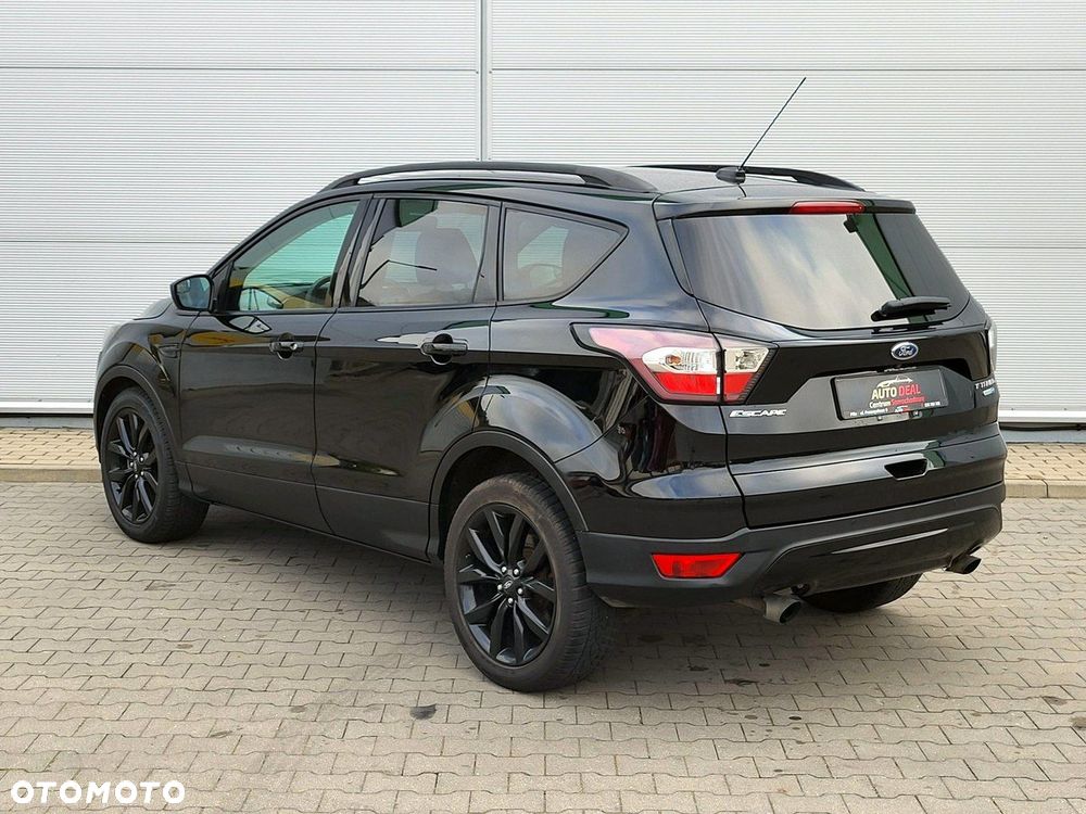 Ford Kuga - 12