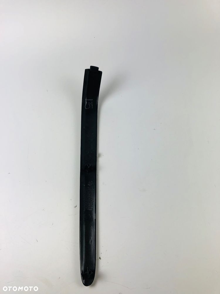 Honda GL 1800 01-05 wypełnienie bagażnika listwa prawa - 4