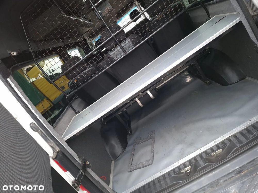 Mercedes-Benz Sprinter - 11