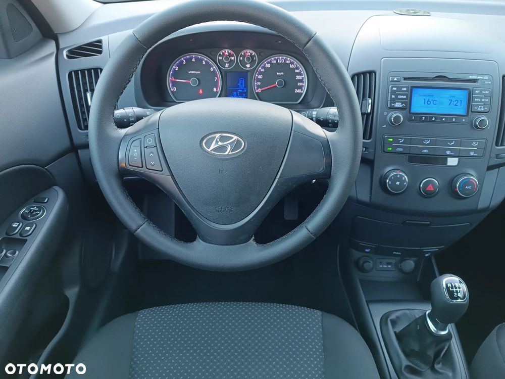 Hyundai i30 1.4 Edition 20 - 14