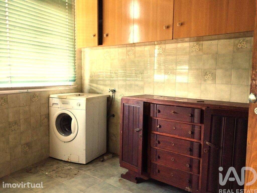 Casa / Villa T3 em São João das Lampas e Terrugem de 215 m2 - Grande imagem: 4/33