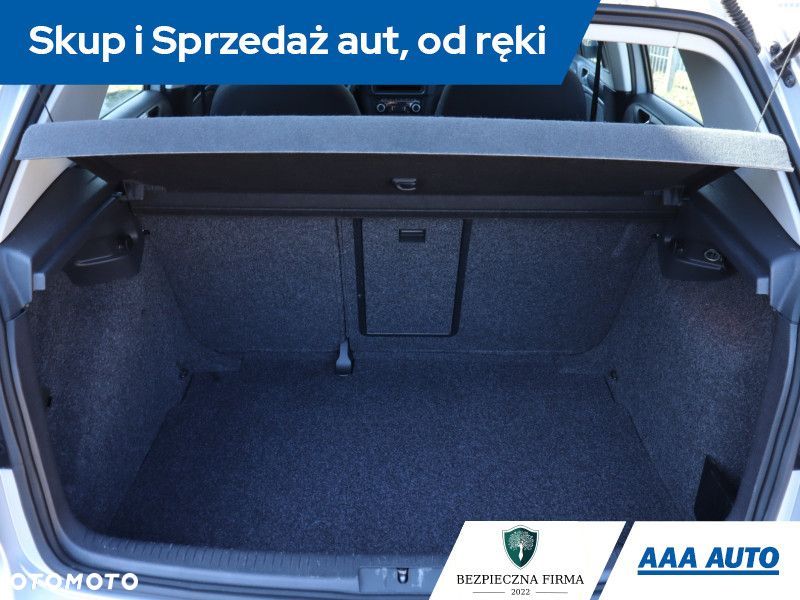 Volkswagen Golf - 15