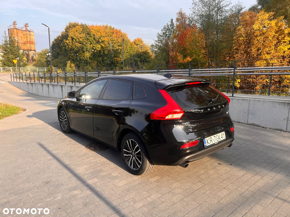 Volvo V40 T3 Drive-E Momentum - 3