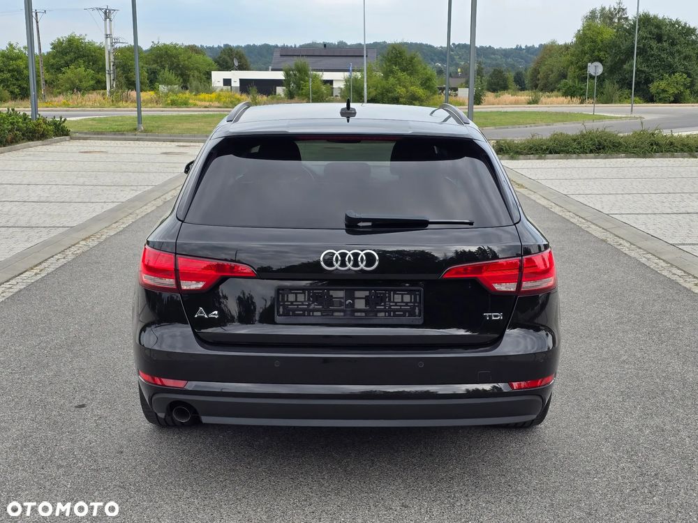 Audi A4 Avant 2.0 TDI - 25