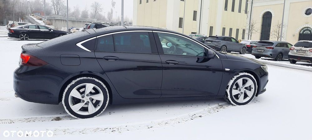 Opel Insignia Sport2.0 Direct InjTurbo 4x4 Dynamic - 8