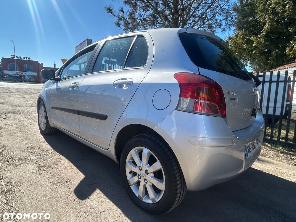 Toyota Yaris 1.33 Sol MM - 8