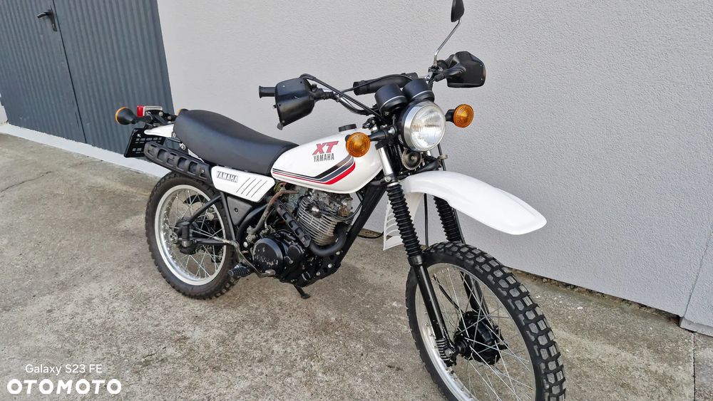 Yamaha XT - 27